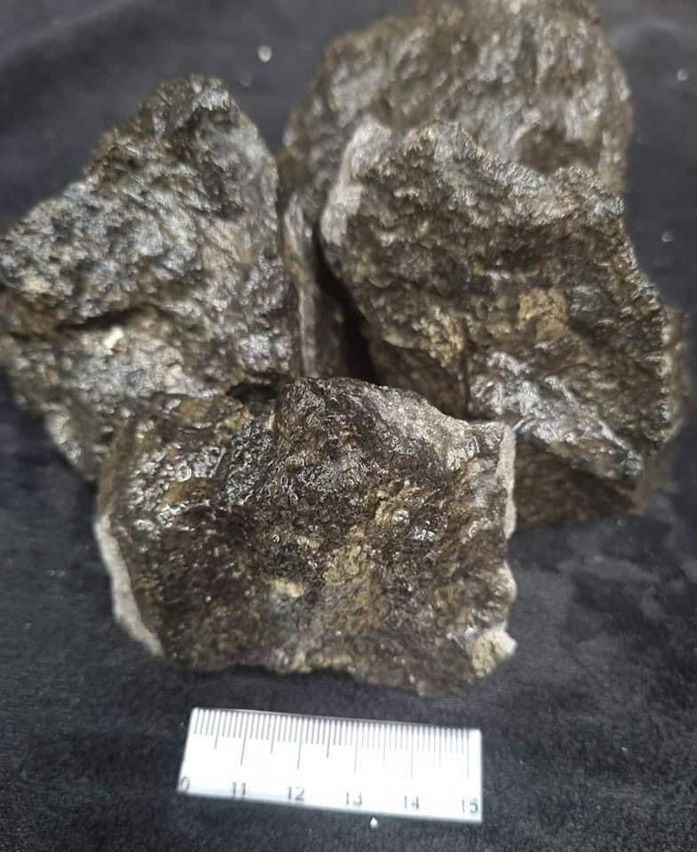 Nummite Rough Rock - 2kg